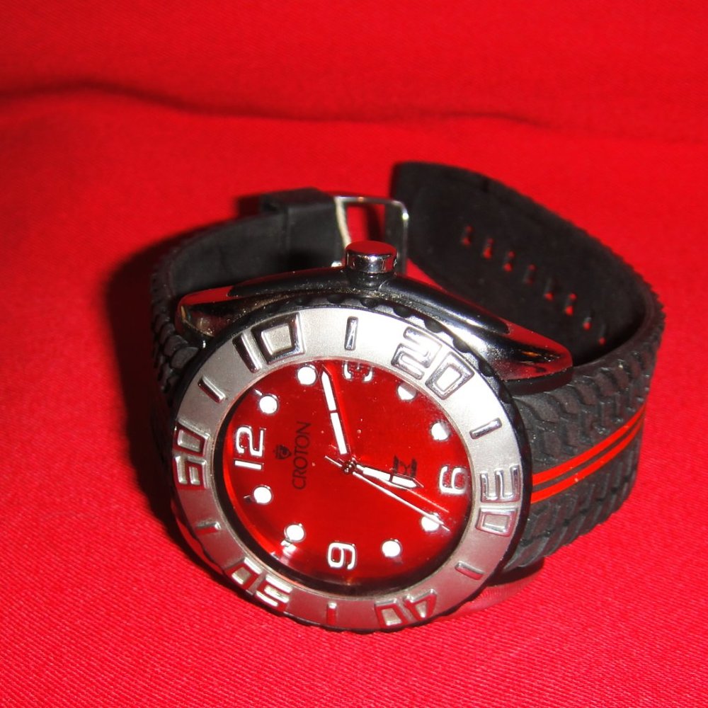 Croton CX2 Men's Watch - NEW